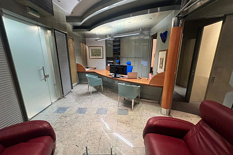 Офисное здание ВТЦ Бежиград: 2