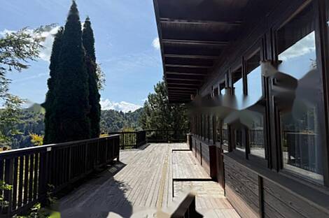 Дом Брежье с коммерческими площадями: 4