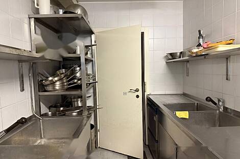 Дом Брежье с коммерческими площадями: 15