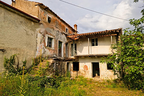 Дом, Горянско: 2