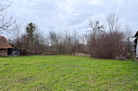 Дом, Петишовци: 7