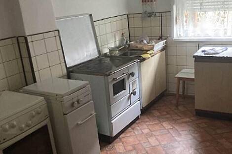 Дом, Нижний Лакош: 6