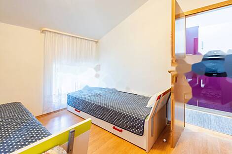 Квартира Изола с четырьмя комнатами: 10