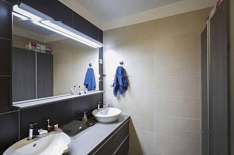 Четырёхкомнатная квартира в Новом БРДО: 16