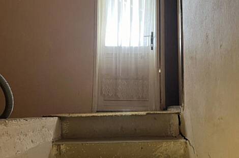 Дом, Вечеславцы: 12