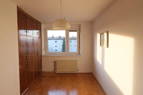 Трёхкомнатная квартира в районе Бежиград: 2