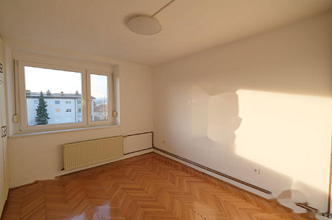 Трёхкомнатная квартира в районе Бежиград: 3