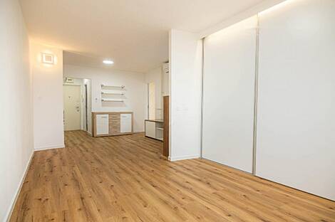 Однокомнатная с распределенной зоной на Войкова: 6