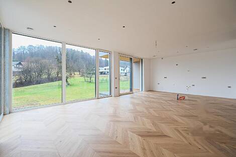 Жилье, включающее более пяти комнат, расположенное в районе Ново Подутик.: 3