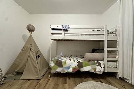 Трехкомнатная квартира с балконом: 14