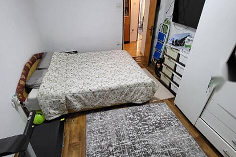 Квартира с тремя комнатами на улице Славнишской: 12