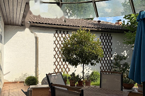 Здание с атриумом на Юрчкова улице.: 5