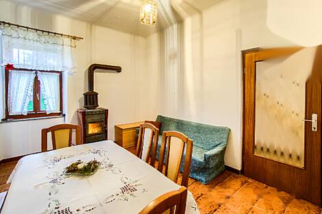 Дом и хозяйство Брестовица около Комну: 16