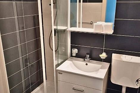 Дом на Войкова с квартирой 1,5 комнаты: 11