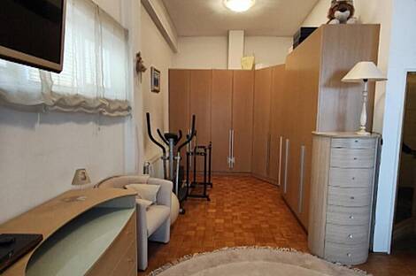 Квартира с пятью комнатами в районе Жупанчичева Яма.: 12