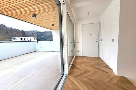 Много комнатная квартира в районе Подутика.: 11