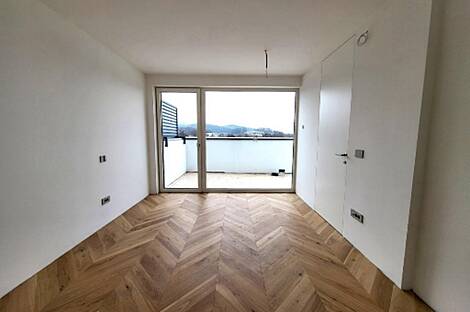 Много комнатная квартира в районе Подутика.: 12