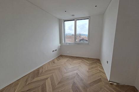 Квартира в Подутье с пятью и более комнатами: 11