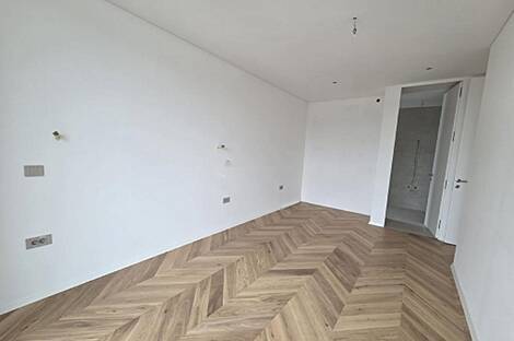 Квартира в Подутье с пятью и более комнатами: 16