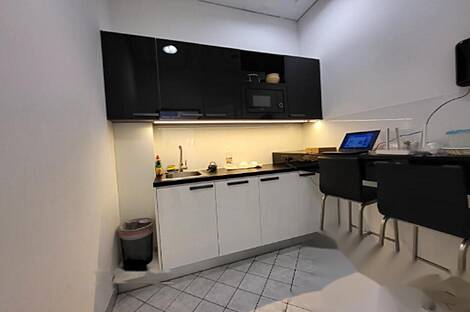 Офисное пространство в центральной части города: 12