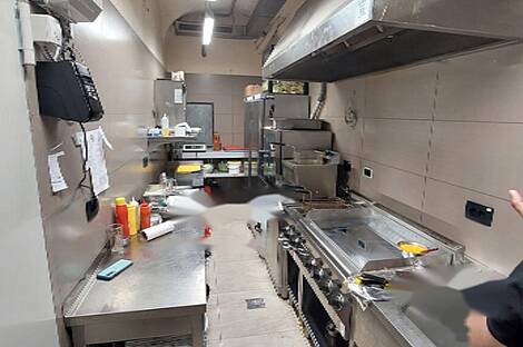 Коммерческое помещение в центре города: 6