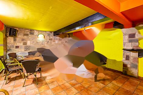 Торговое помещение в Мосте: 9