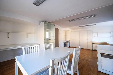 Вич офисное здание: 4