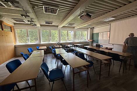 Огромный офисный центр Коделева: 7