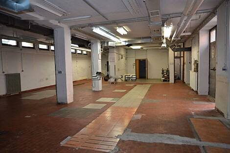 Огромный офисный центр Коделева: 13