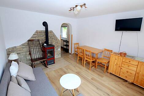 Дом на две семьи, Богиньска Бела: 3