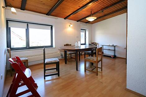 Здание, Брелье: 24