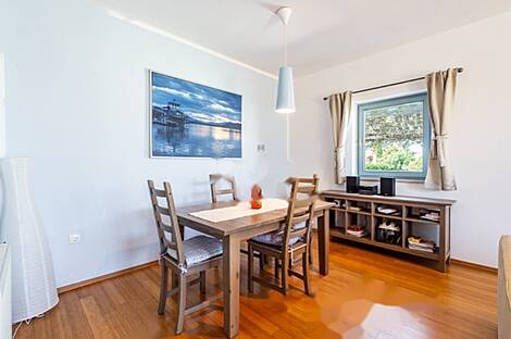 Изола Дом: 6