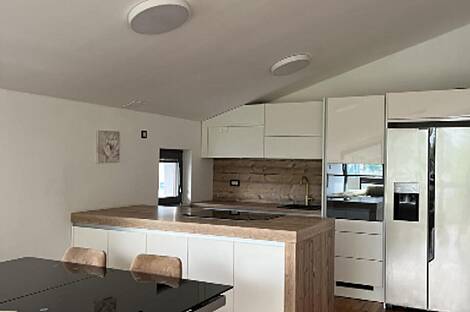 Четырехкомнатная квартира в районе Бежиград: 10