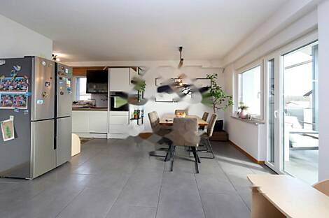 Четырехкомнатная квартира в Вич.: 3