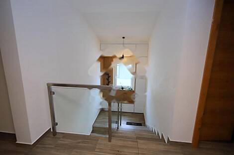 Четырехкомнатная квартира в Вич.: 16