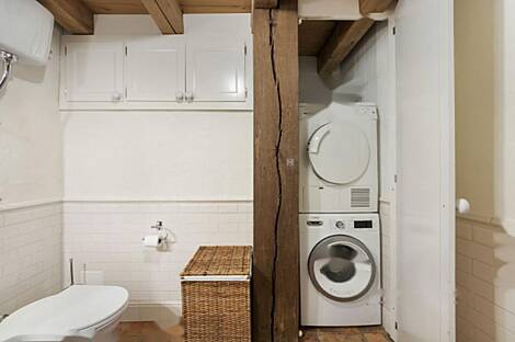 Квартира с четырьмя комнатами в центральной части города.: 8