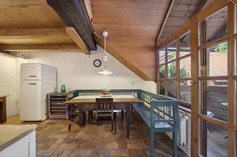 Квартира с четырьмя комнатами в центральной части города.: 11