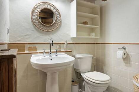 Квартира с четырьмя комнатами в центральной части города.: 22