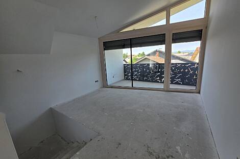 Квартира 4,5 комнат Новый Сентяков: 9