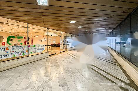 Дом для бизнеса в центре города: 1