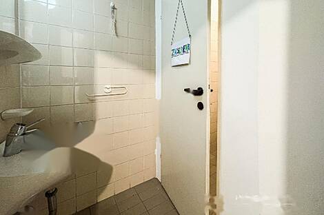 Дом для бизнеса в центре города: 12