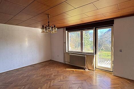 Бледский дом: 5