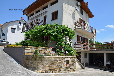 Жилище, Убеги: 1