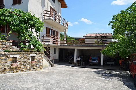 Жилище, Убеги: 7