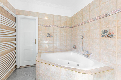 Жилище, Праде.: 9