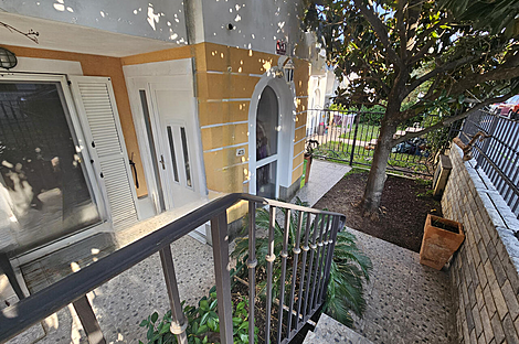 Синий Гай дом с террасой: 13