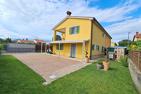 Дом с террасой в Хорватии: 1