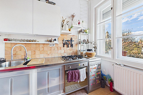 Центральное расположение, квартира с одной комнатой: 13