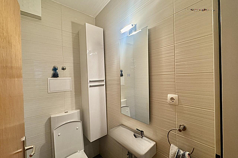 Многокомнатная квартира с более чем пятью комнатами, расположенная в Бежиграде.: 2