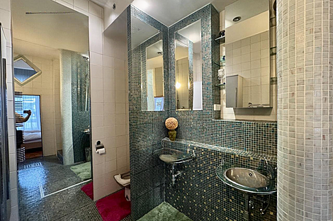 Многокомнатная квартира с более чем пятью комнатами, расположенная в Бежиграде.: 18